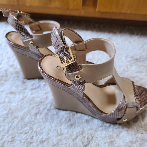 Guess shoes - Picture 3 of 8